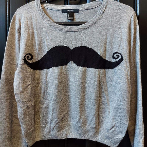 🌿 Forever 21 Mustache Sweater - Picture 2 of 3